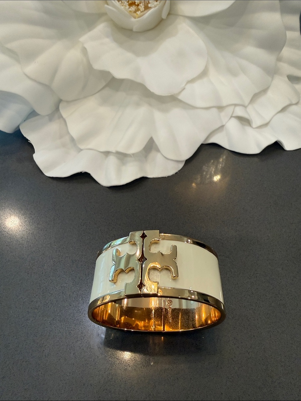 Bracelet Cuff